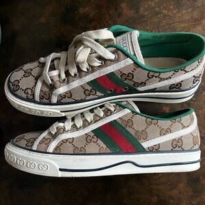 Gucci shoes
